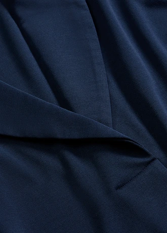 Bluză gen tunică din material piqué fluid cu viscoză • bleumarin • magazin bonprix