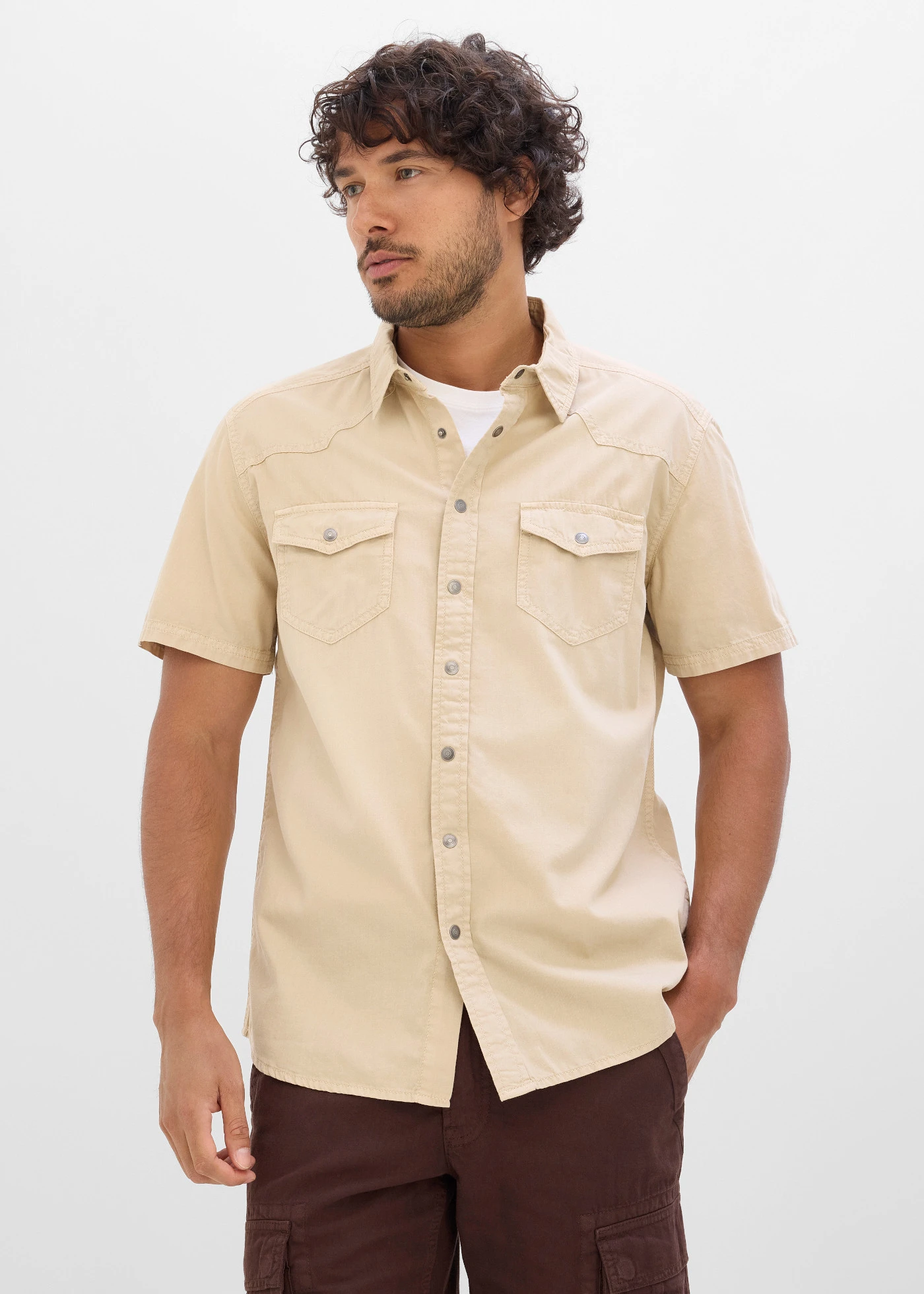 Džínová košile, krátký rukáv, z barveného denimu, střih Slim Fit • světle písková • bonprix obchod