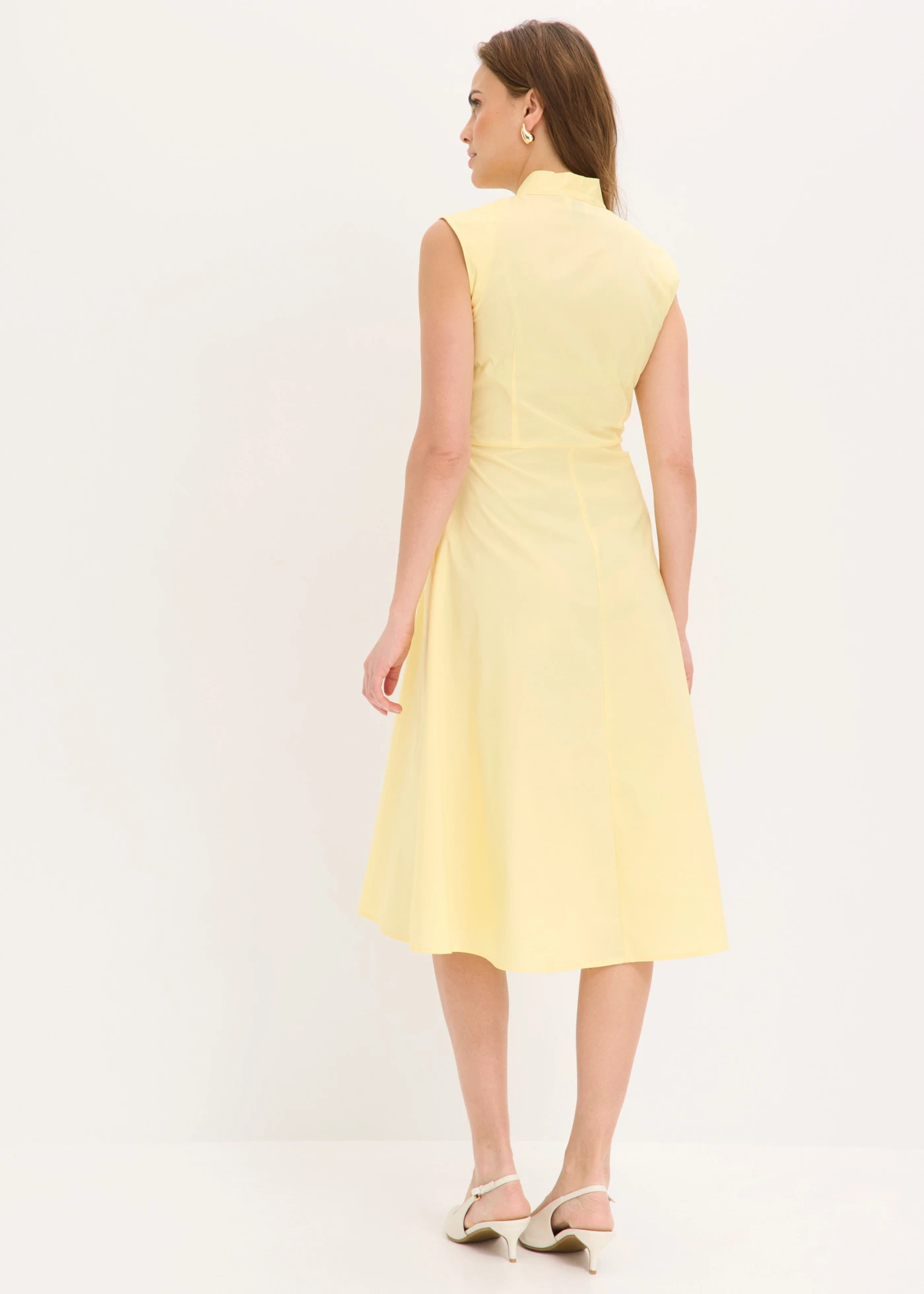 Sukienka z przewiązaniem • jasnożółty • sklep bonprix