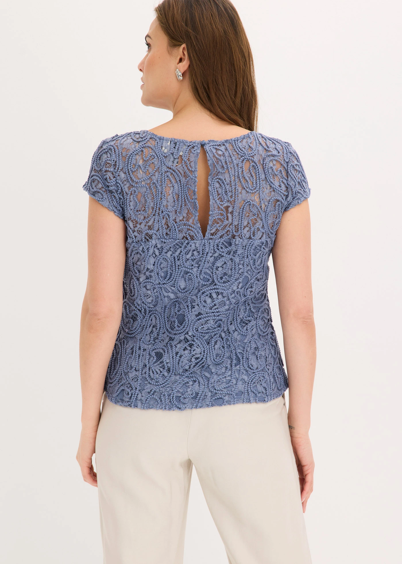 Blouse manches courtes en dentelle • bleu fumé • Boutique bonprix
