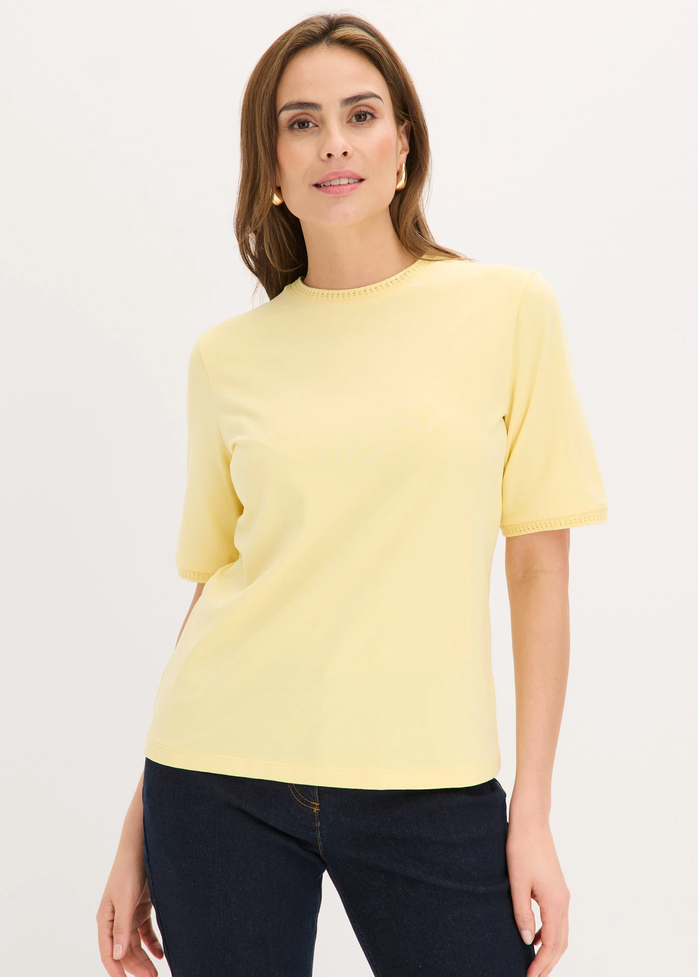 Shirt met kanten rand • lichtgeel • bonprix online shop