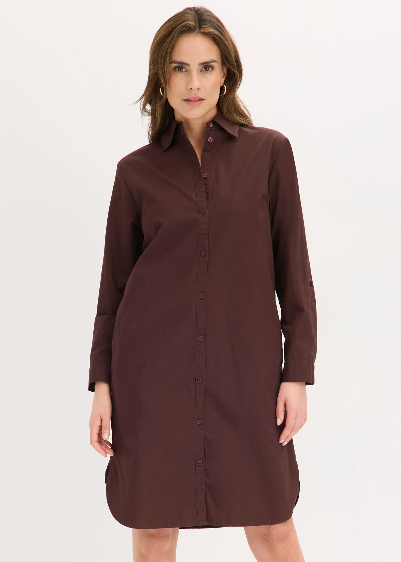 Robe-chemise en popeline de coton • marron foncé • Boutique bonprix