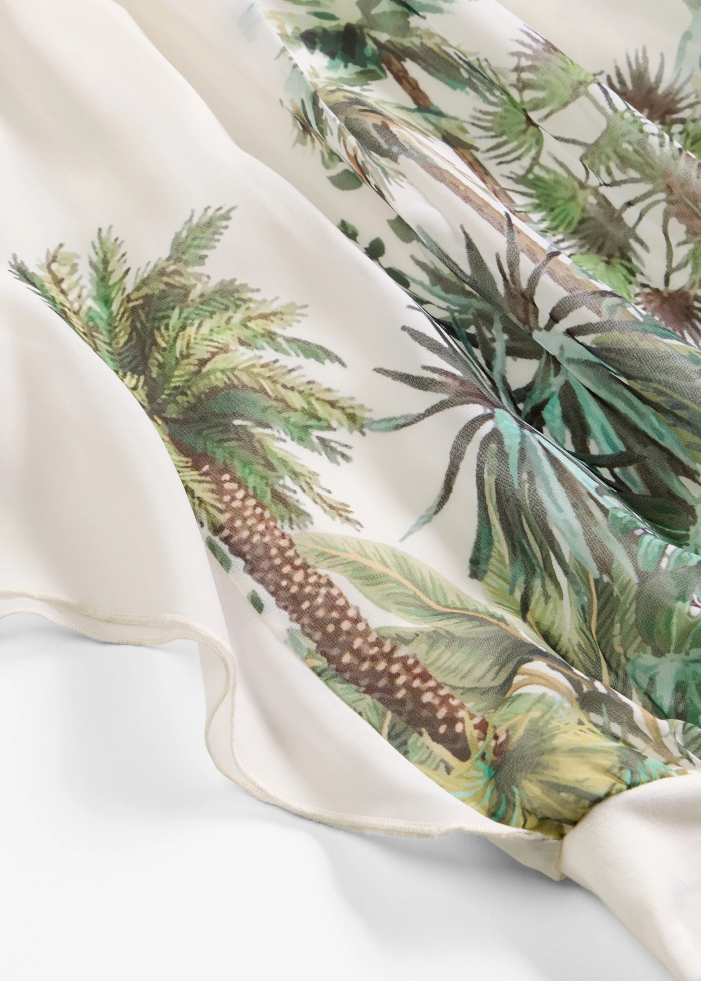 Chiffon blouse met ondershirt • parelwit-olijfgroen met print • bonprix online shop