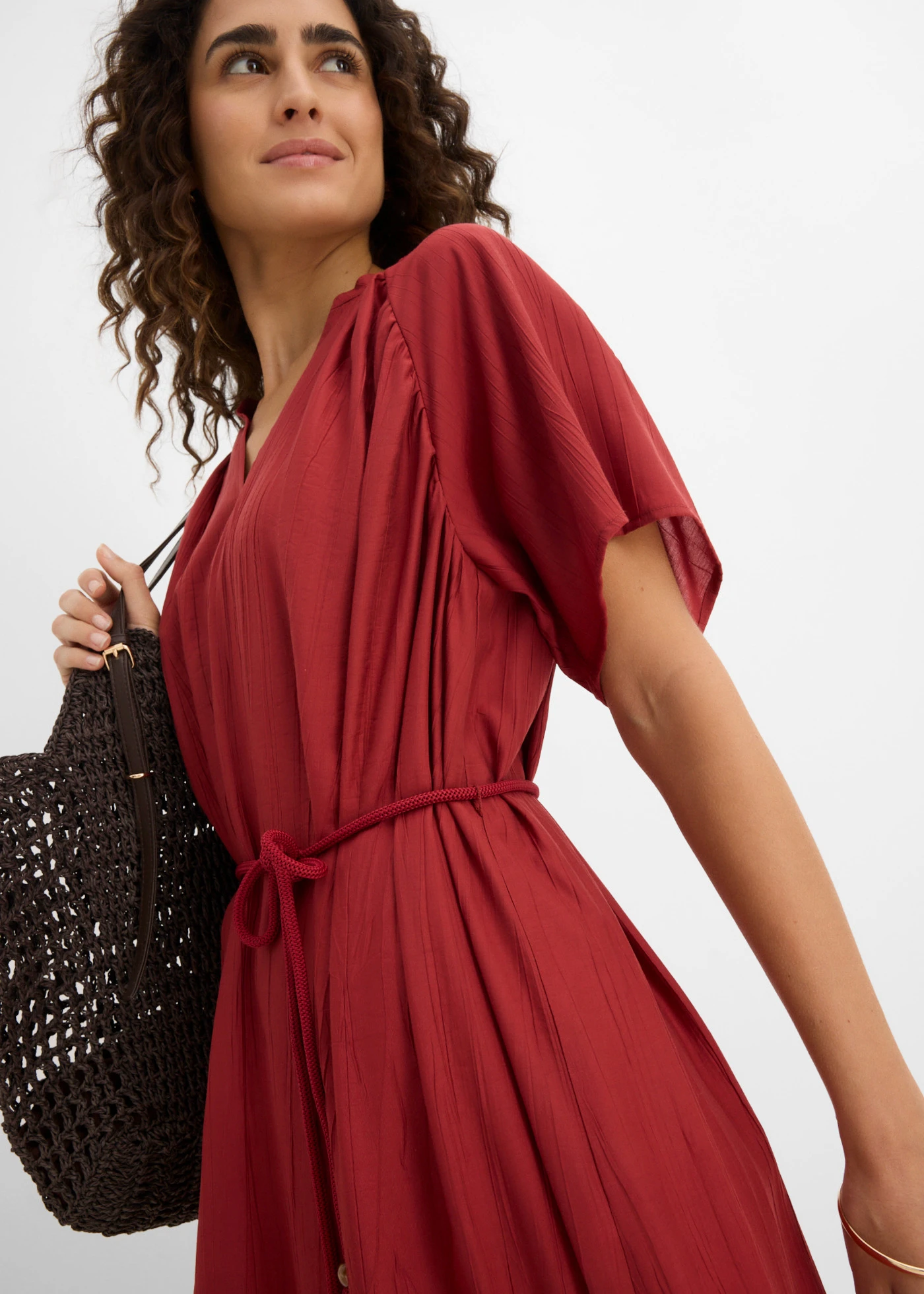 Rochie midi din amestec moale cu viscoză • roșu oxid • magazin bonprix