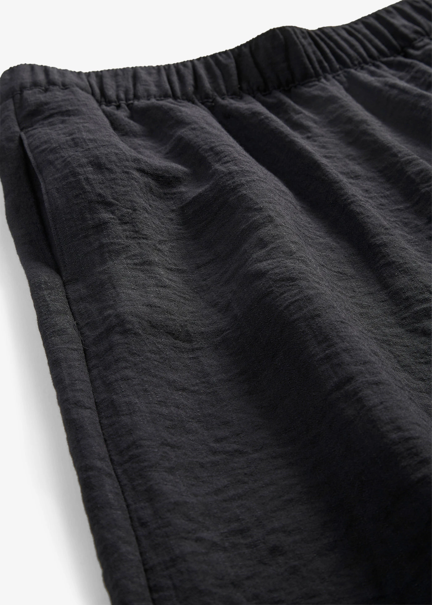 Culotte kalhoty ze splývavé viskózové směsi • černá plus size • bonprix obchod