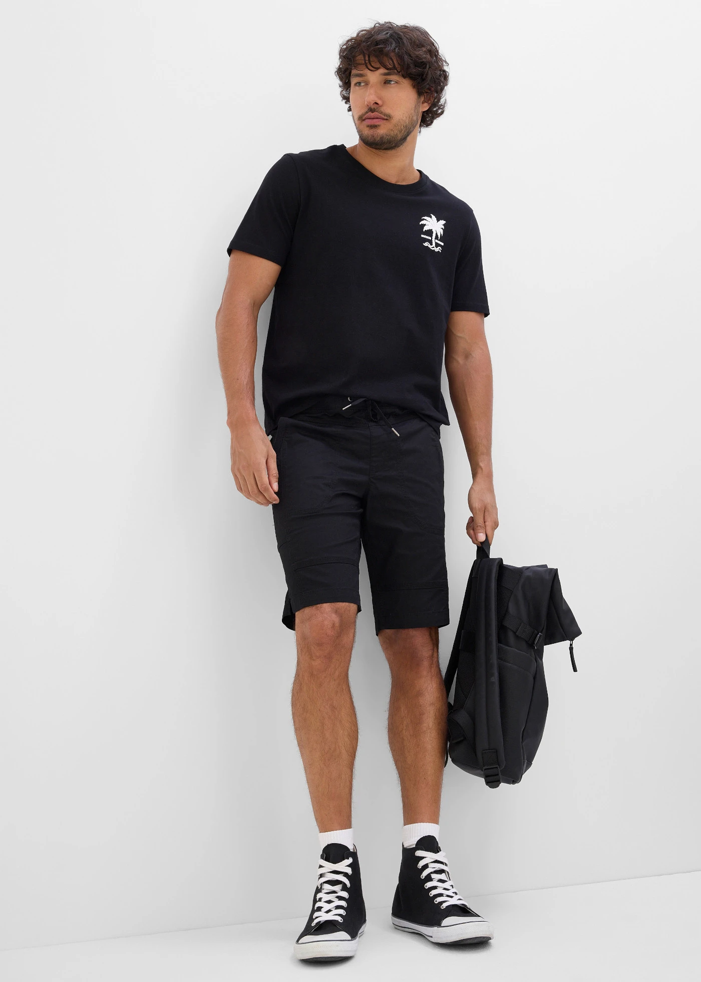 Stretchbermuda met elastische band, regular fit • zwart • bonprix online shop