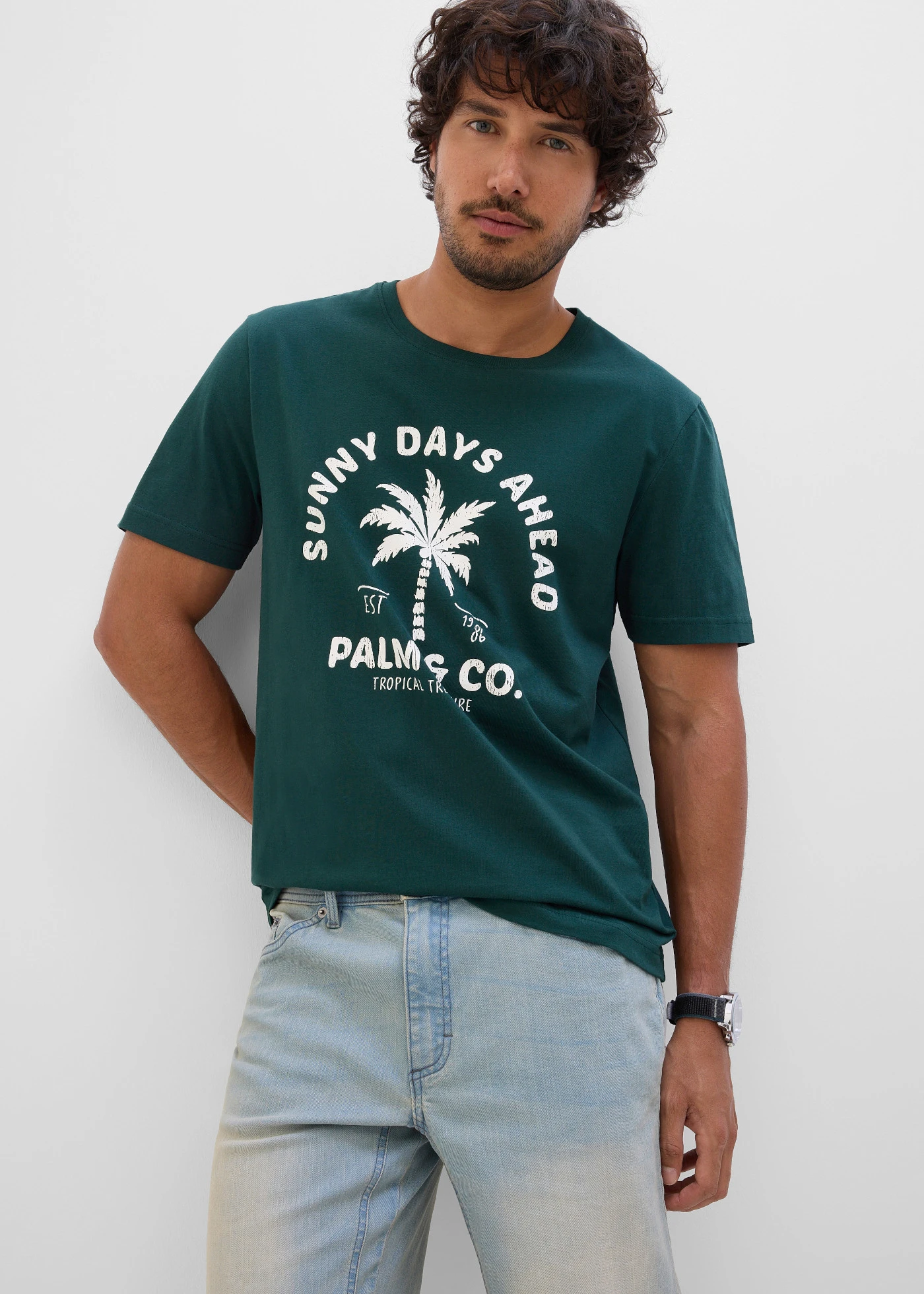 Tricou din bumbac 100% • verde profund cu imprimeu • magazin bonprix