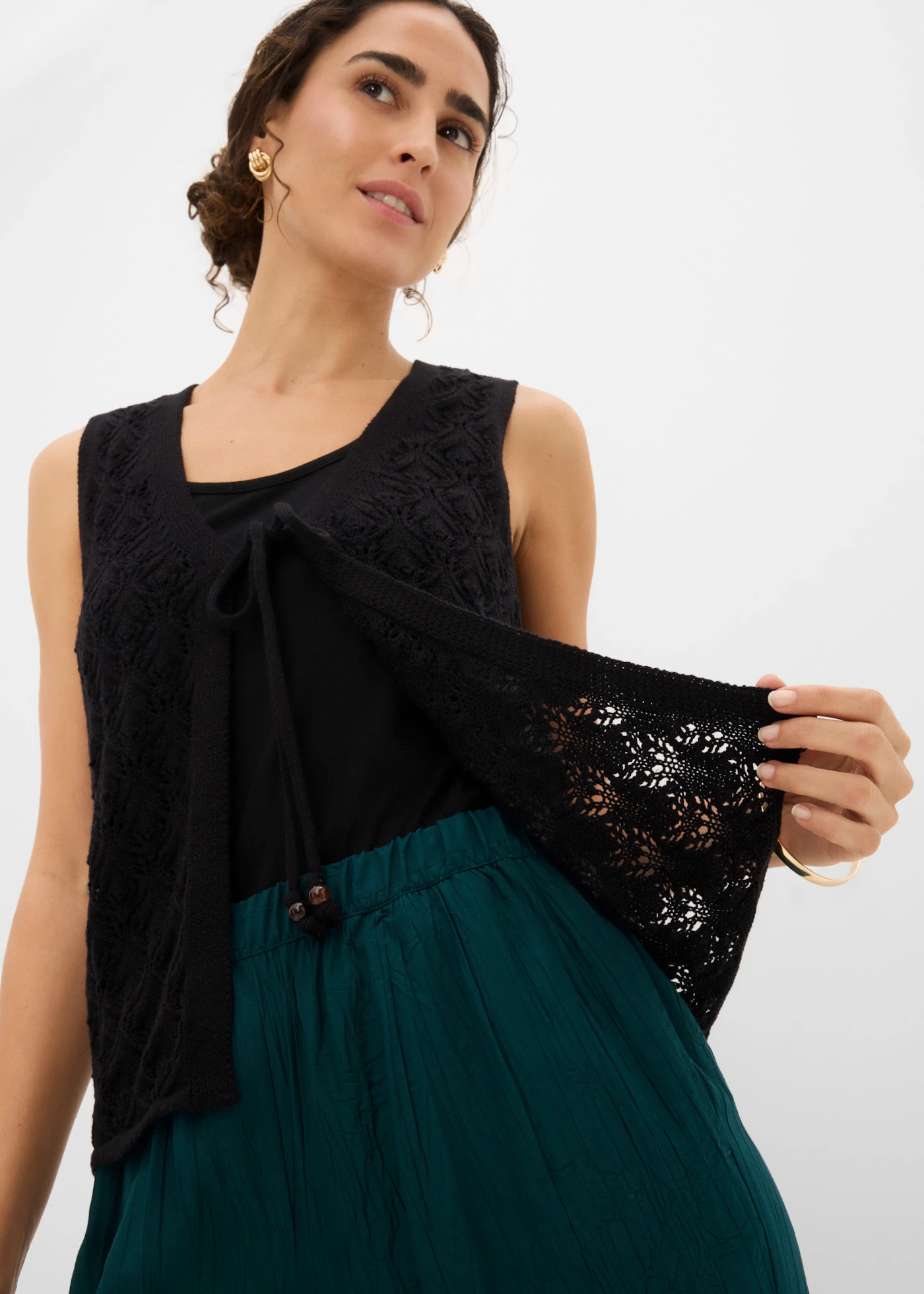 Jachetă tricotată ajurat • negru • magazin bonprix