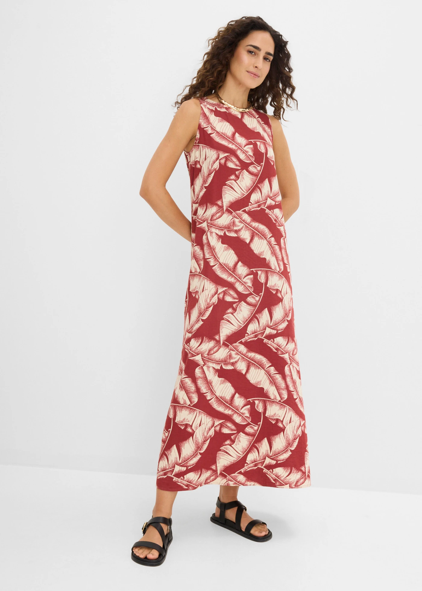 Wijde jurk met allover print van een viscosemix • woestijnrood/lichtsand gedessineerd • bonprix online shop