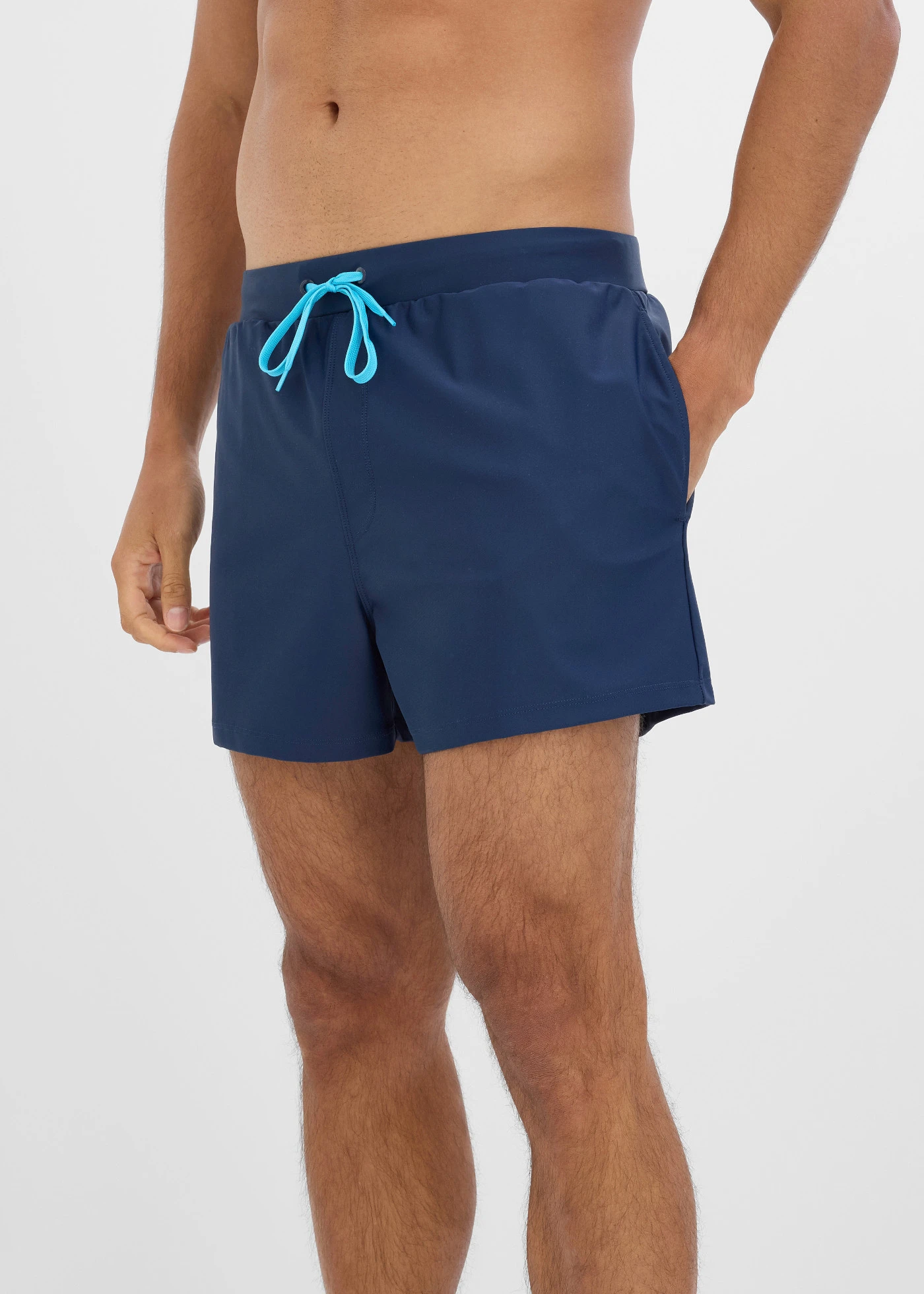 Șort de baie din material elastic • bleumarin/turcoaz • magazin bonprix