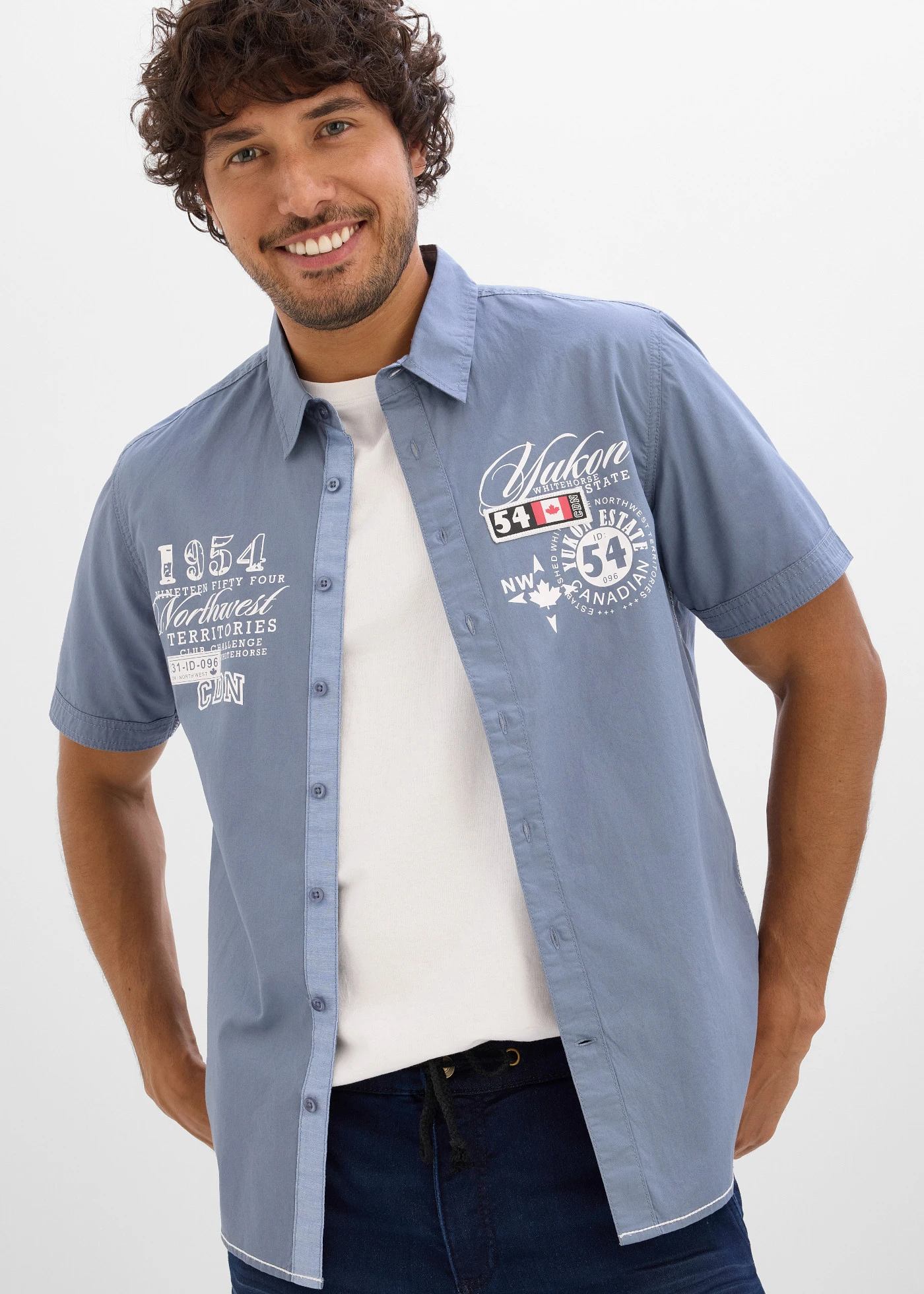 Chemise manches courtes, coupe slim • bleu fumé imprimé • Boutique bonprix