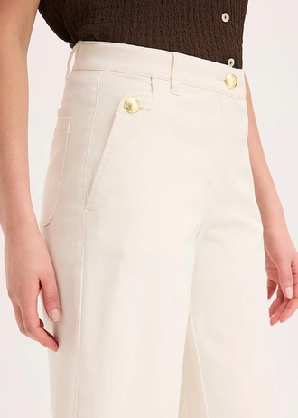 Bermuda large en twill extensible • écru • Boutique bonprix