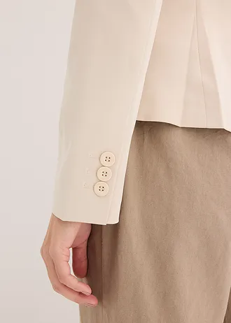 Korte blazer met klepzakken • kiezelbeige • bonprix online shop