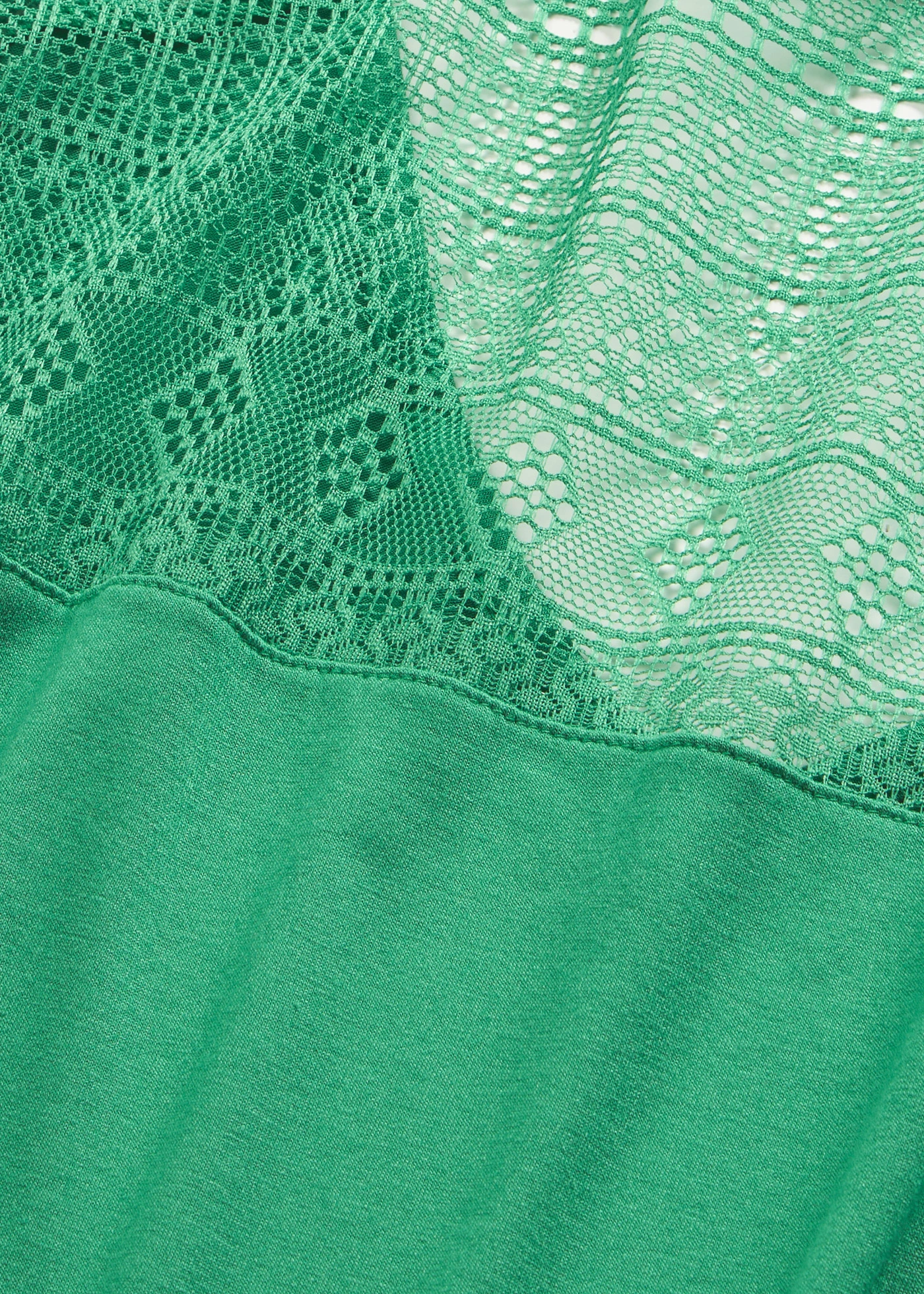 Shirt in een viscosemix • groen • bonprix online shop