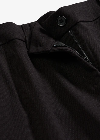 Pantaloni de costum, mărime petite • negru • magazin bonprix