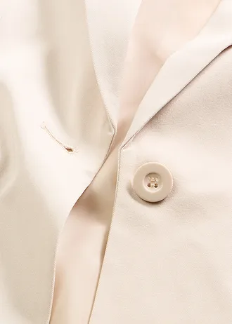 Korte blazer met klepzakken • kiezelbeige • bonprix online shop