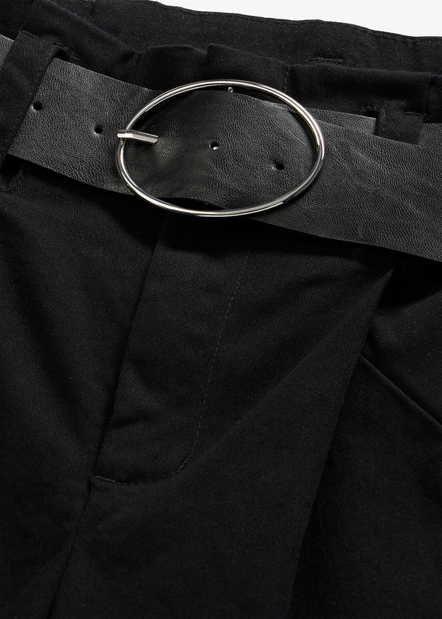 Pantalon à pinces en coton extensible • noir • product-page.page-title-suffix