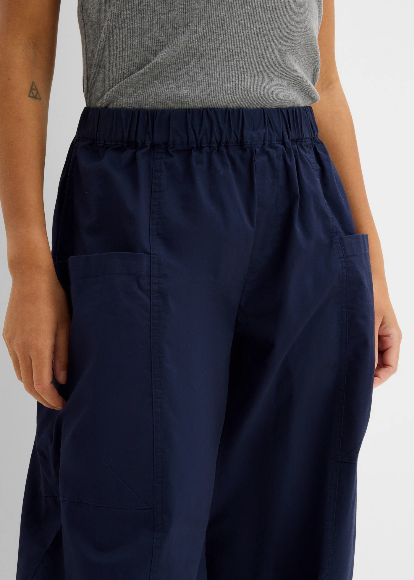 Pantalon en twill de coton extensible • bleu foncé • Boutique bonprix