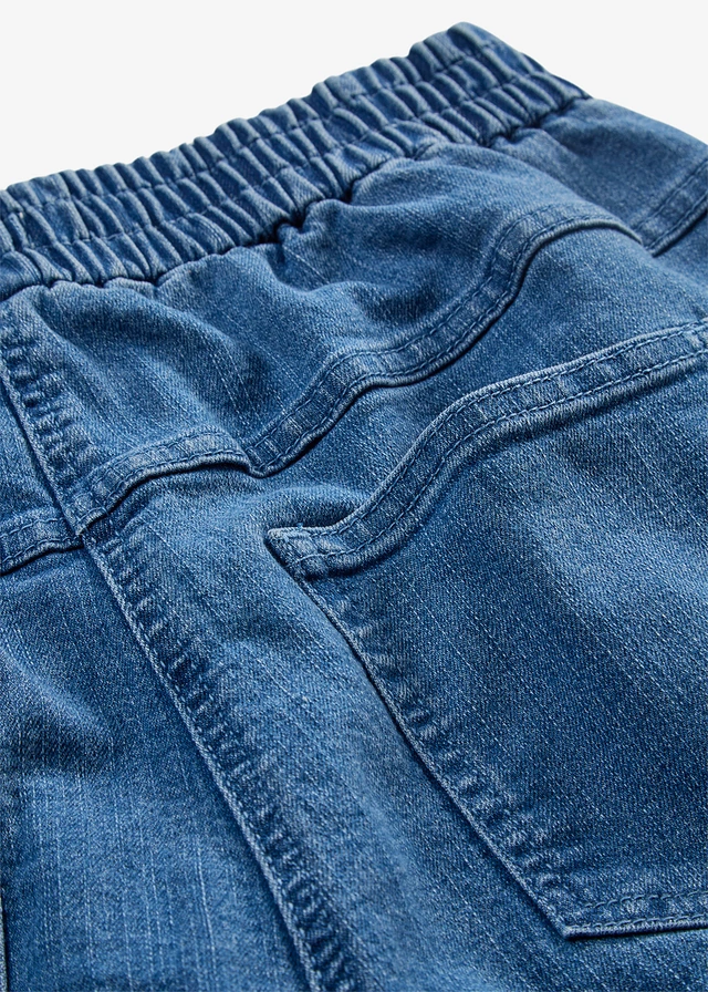 High waist mom jeans met comfortband • middelblauw denim used • product-page.page-title-suffix
