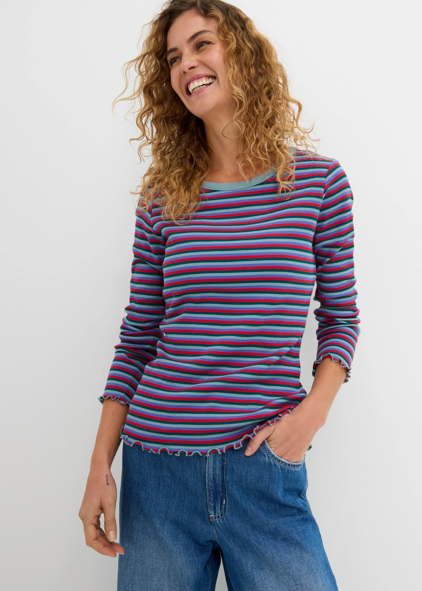 T-shirt rayé en coton côtelé • pétrole/bleu minéral/bleu mauve/rouge tomate rayé • Boutique bonprix