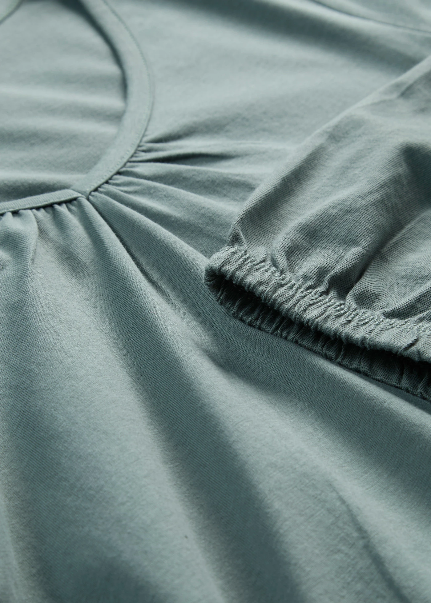 Triko s dlouhým rukávem a průvlekem na gumičku, z čisté bavlny • eukalyptově zelená • bonprix obchod