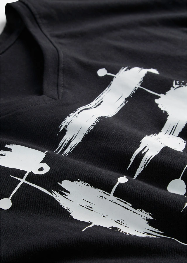 T-shirt • noir-blanc imprimé • product-page.page-title-suffix