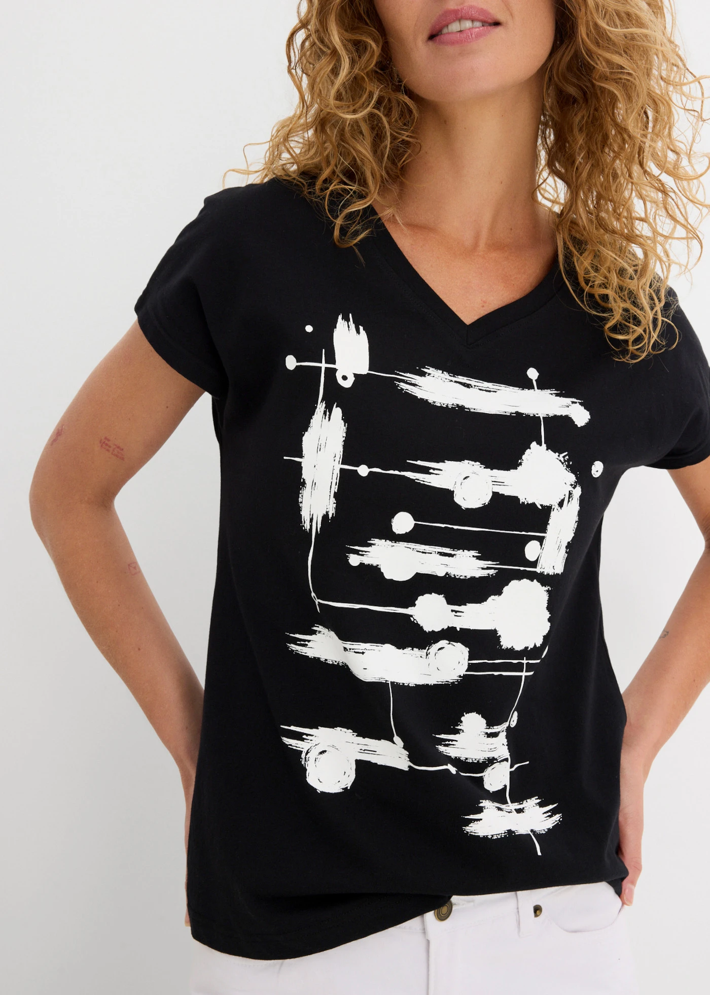 T-shirt • noir-blanc imprimé • Boutique bonprix