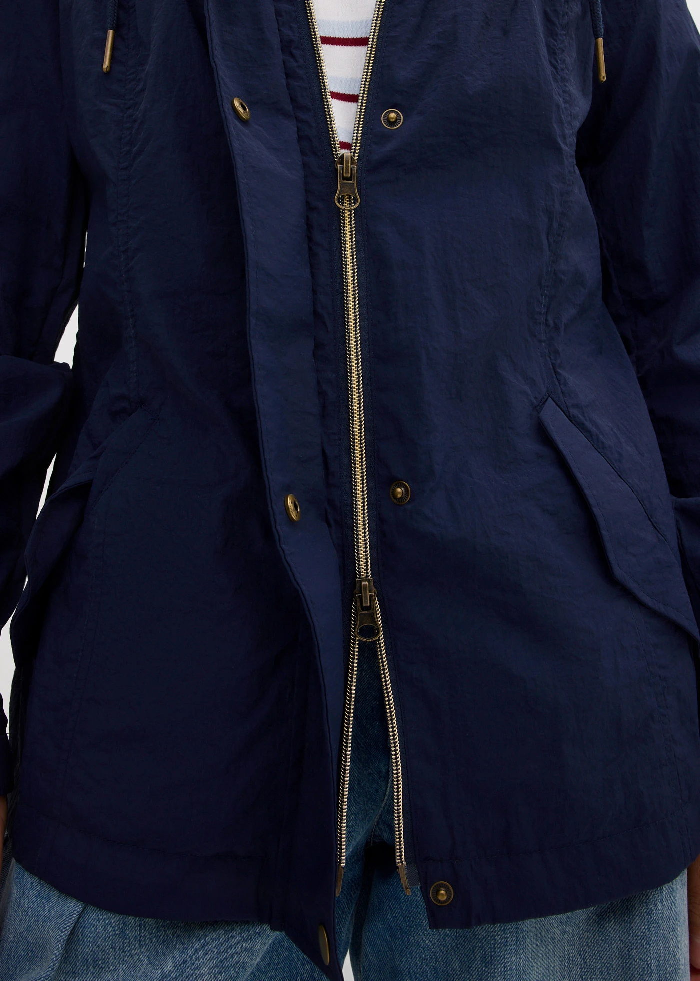 Zeer lichte tussenjas • donkerblauw • bonprix online shop