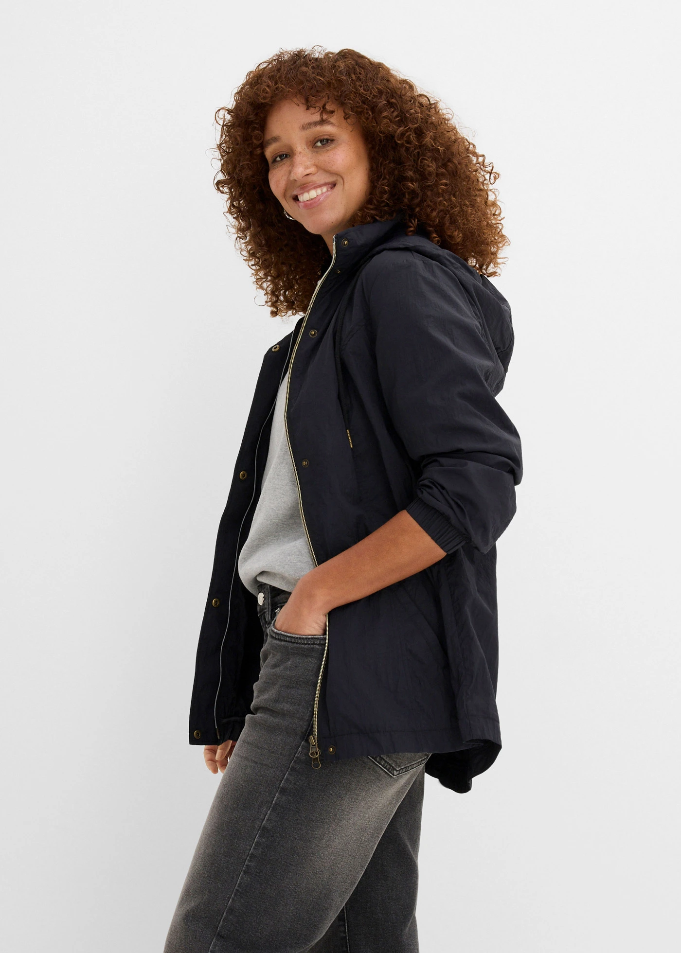 Parka très légère pour la mi-saison • noir • Boutique bonprix