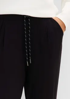 Sportovní kalhoty z viskózové směsi, 7/8 délka • černá • bonprix obchod