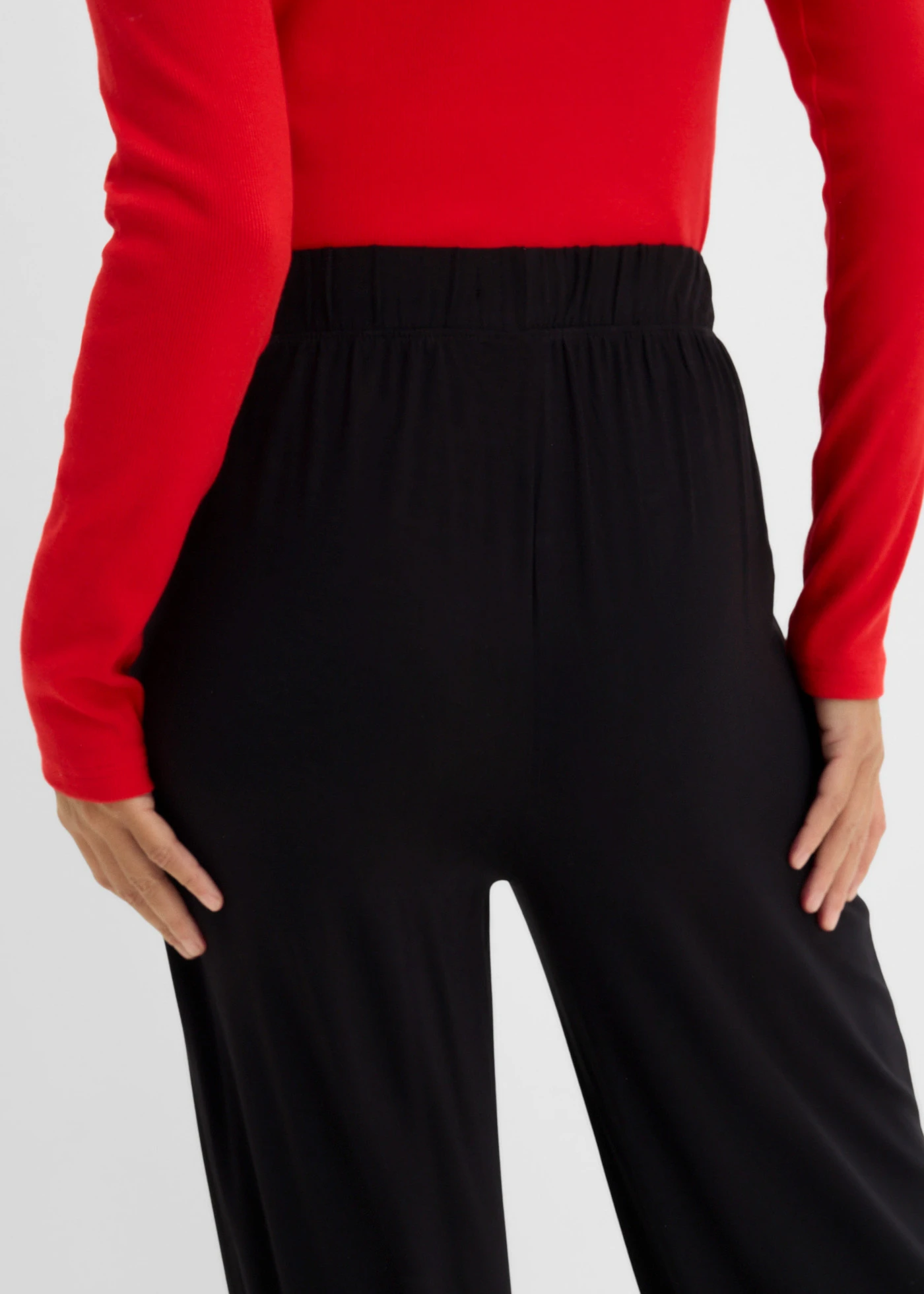 Pantaloni din jerse din viscoză fluidă • negru • magazin bonprix