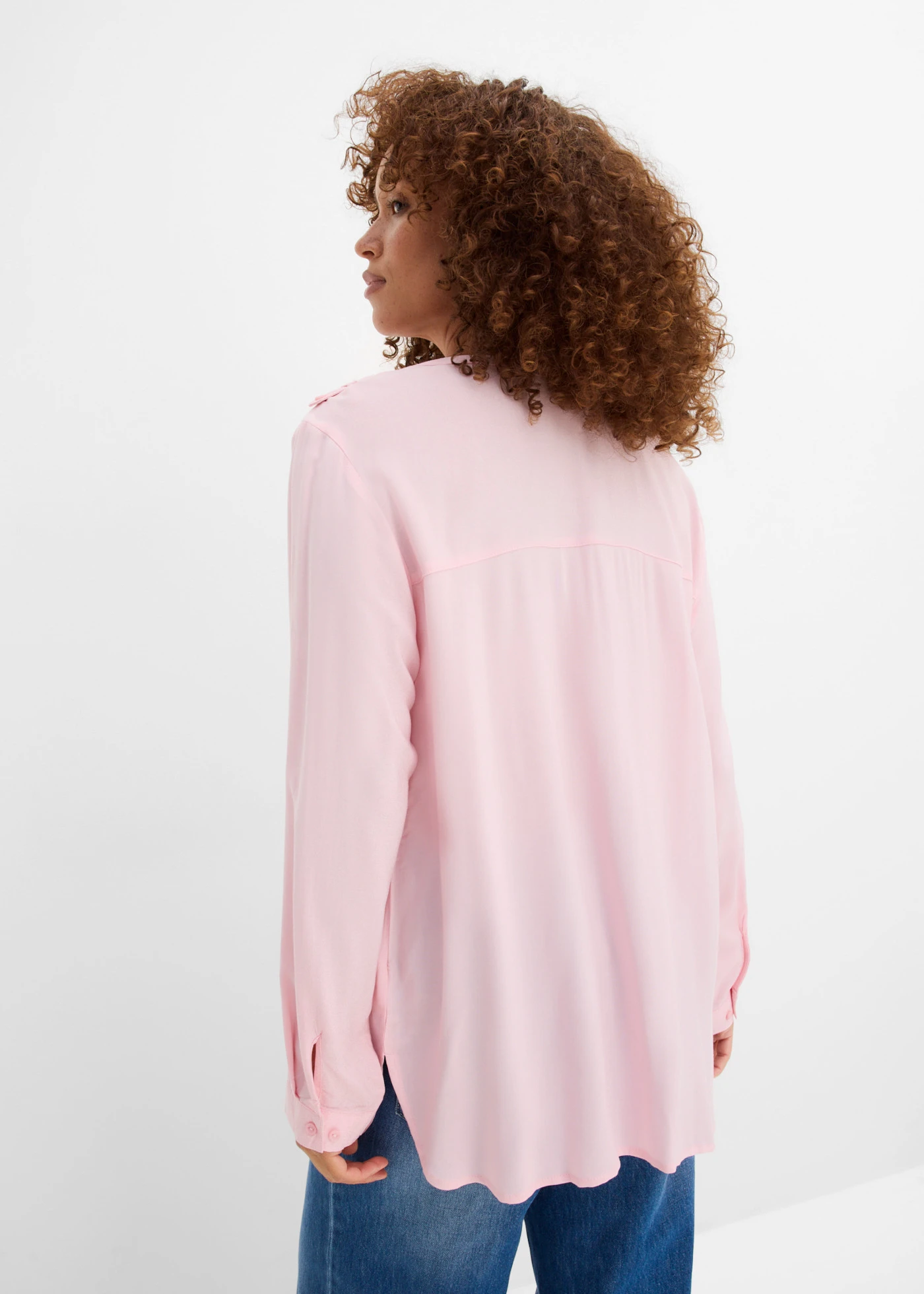 Blouse douce en viscose • rose poudré • Boutique bonprix