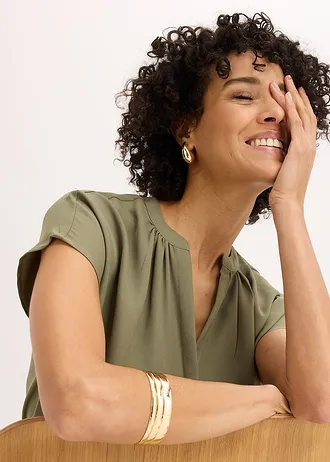 Chemisier manches courtes à boutonnage invisible • olive • Boutique bonprix