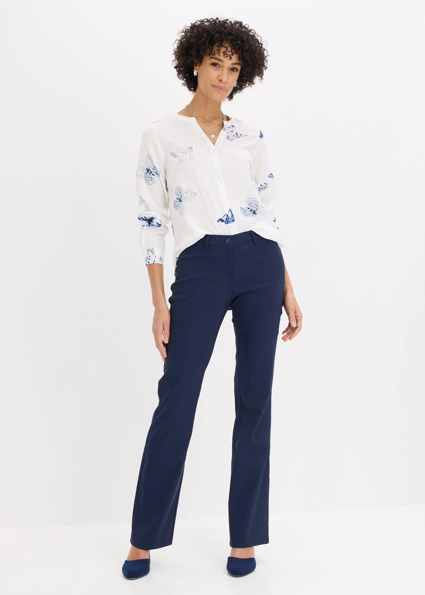 Viscose blouse met print • wit/blauw met print • bonprix online shop