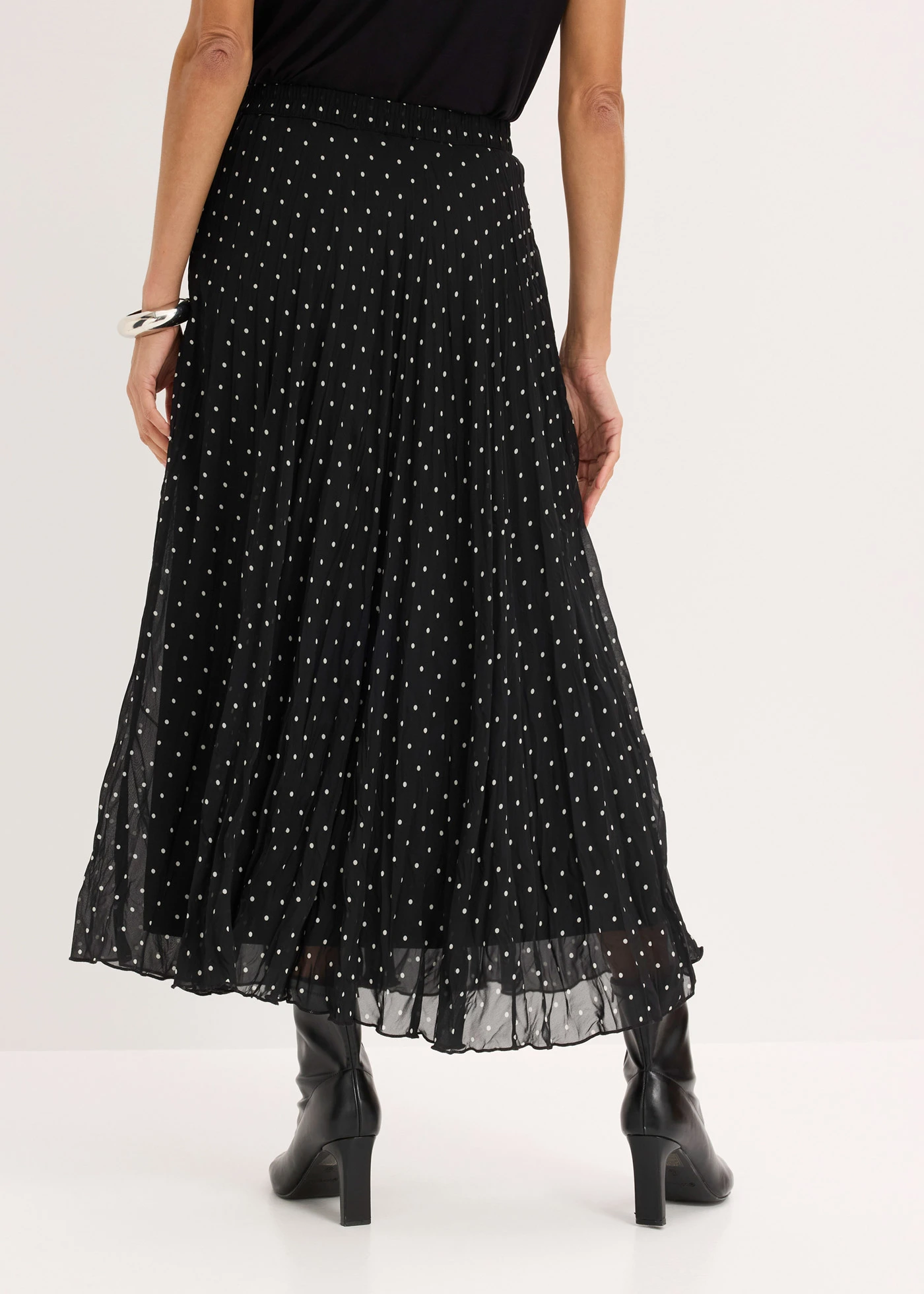 Jupe en mousseline effet froissé • noir pois blanc • Boutique bonprix