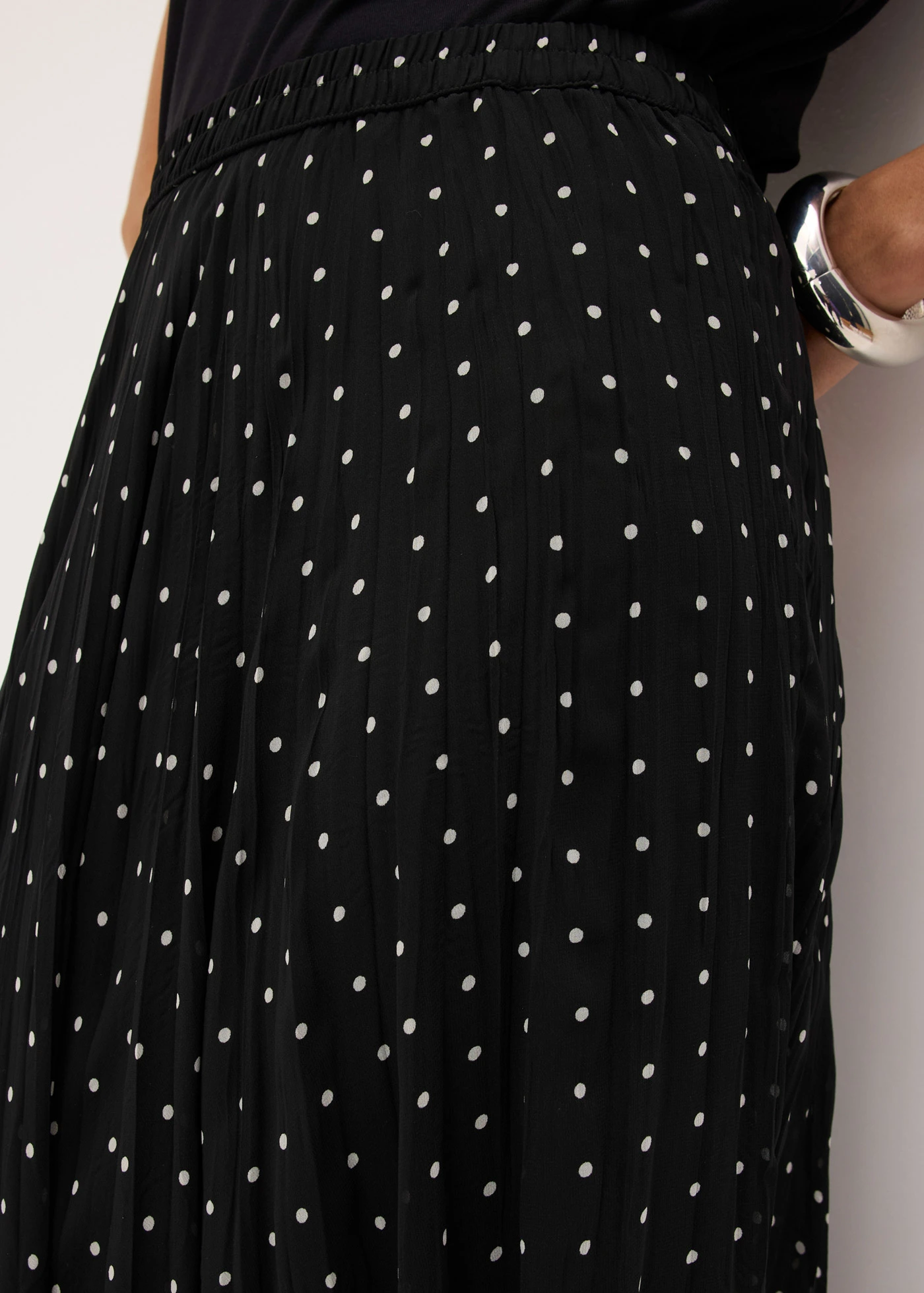 Chiffon rok in crash look • zwart-wit gestippeld • bonprix online shop