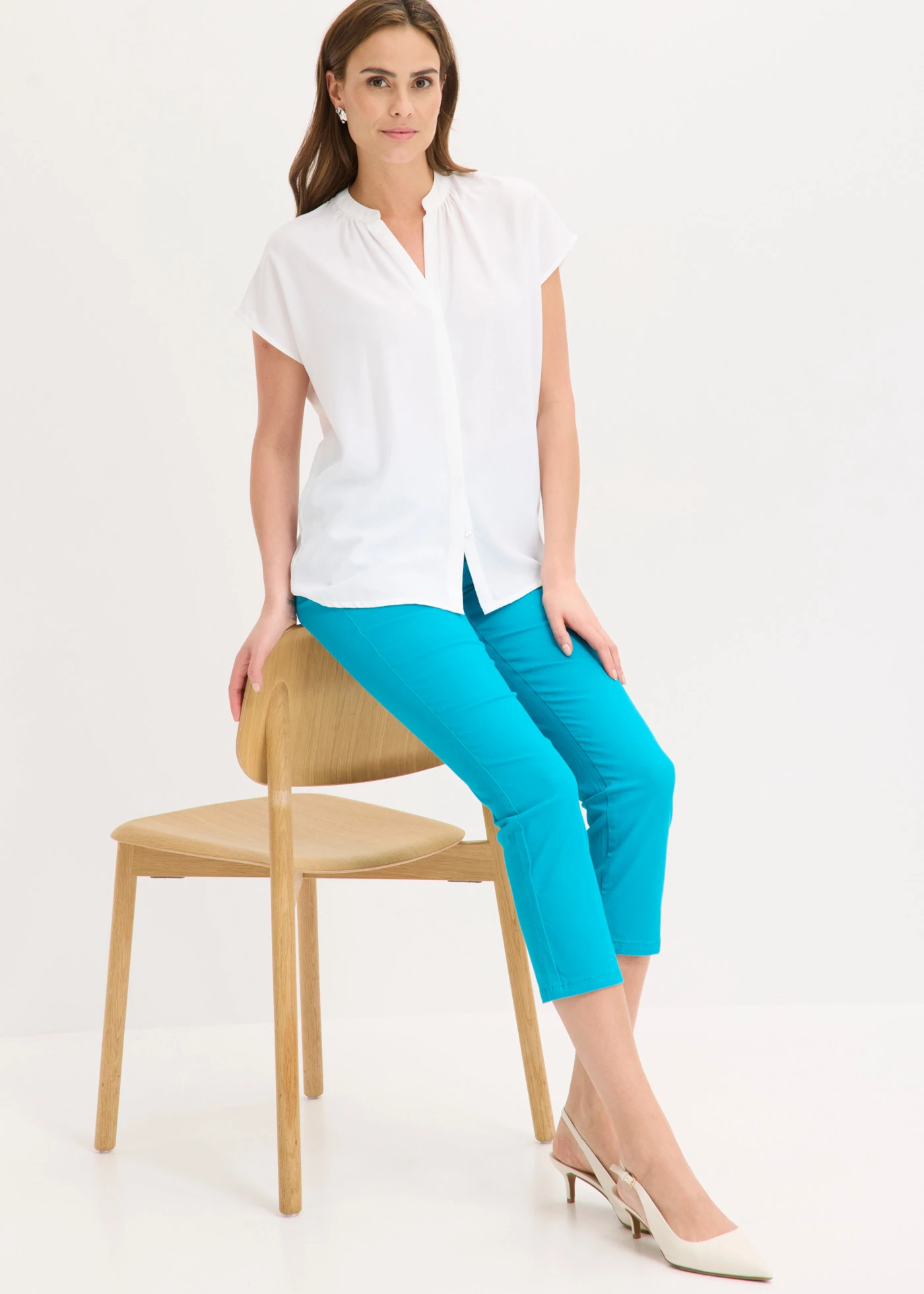 7/8-os belebújós sztreccsnadrág • lagúnakék • bonprix áruház