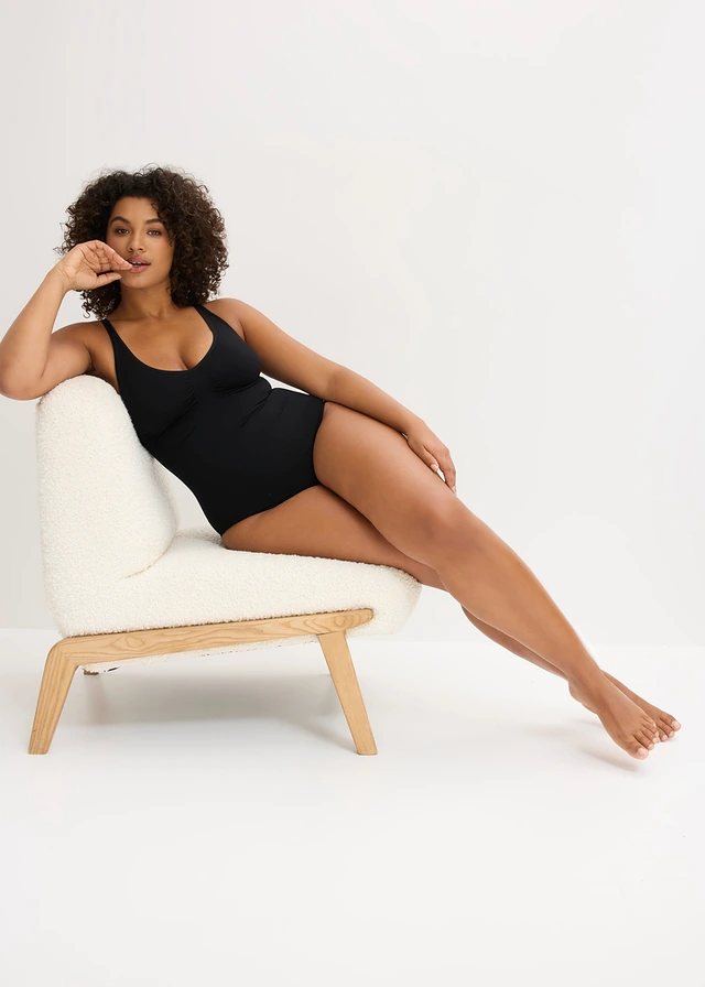 Body sculptant sans coutures, maintien modéré, Couleur: noir