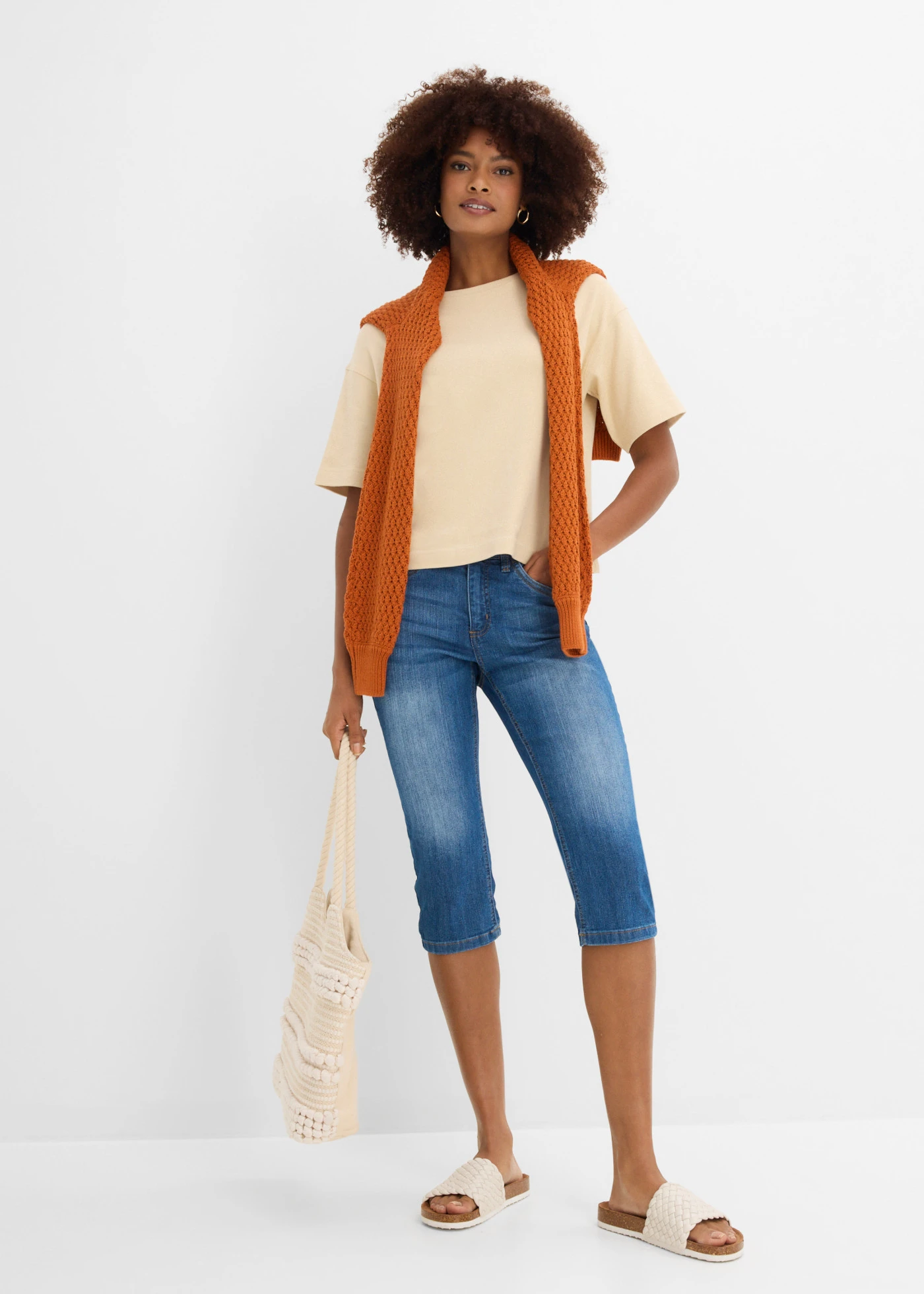 Capri džíny, Mid Waist, Slim Fit • modrá used • bonprix obchod