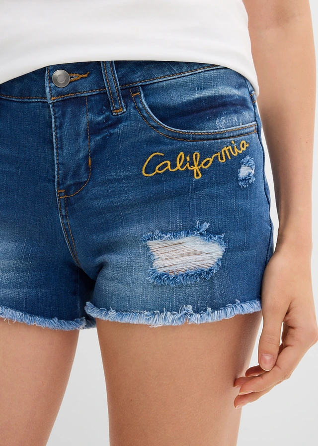 Short en jean à broderie • bleu denim • product-page.page-title-suffix