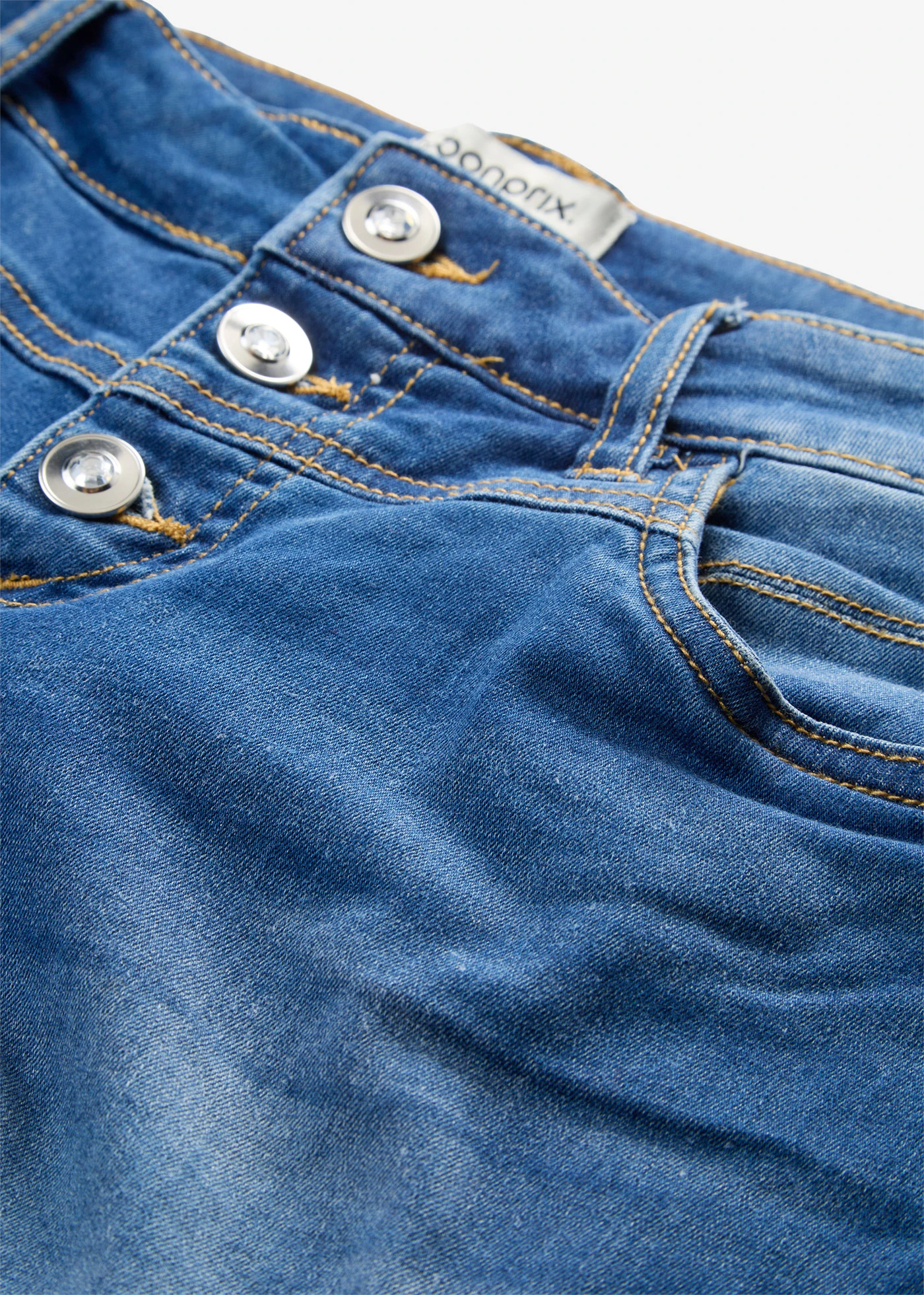 Jeans short, mid waist • blauw denim used • bonprix online shop