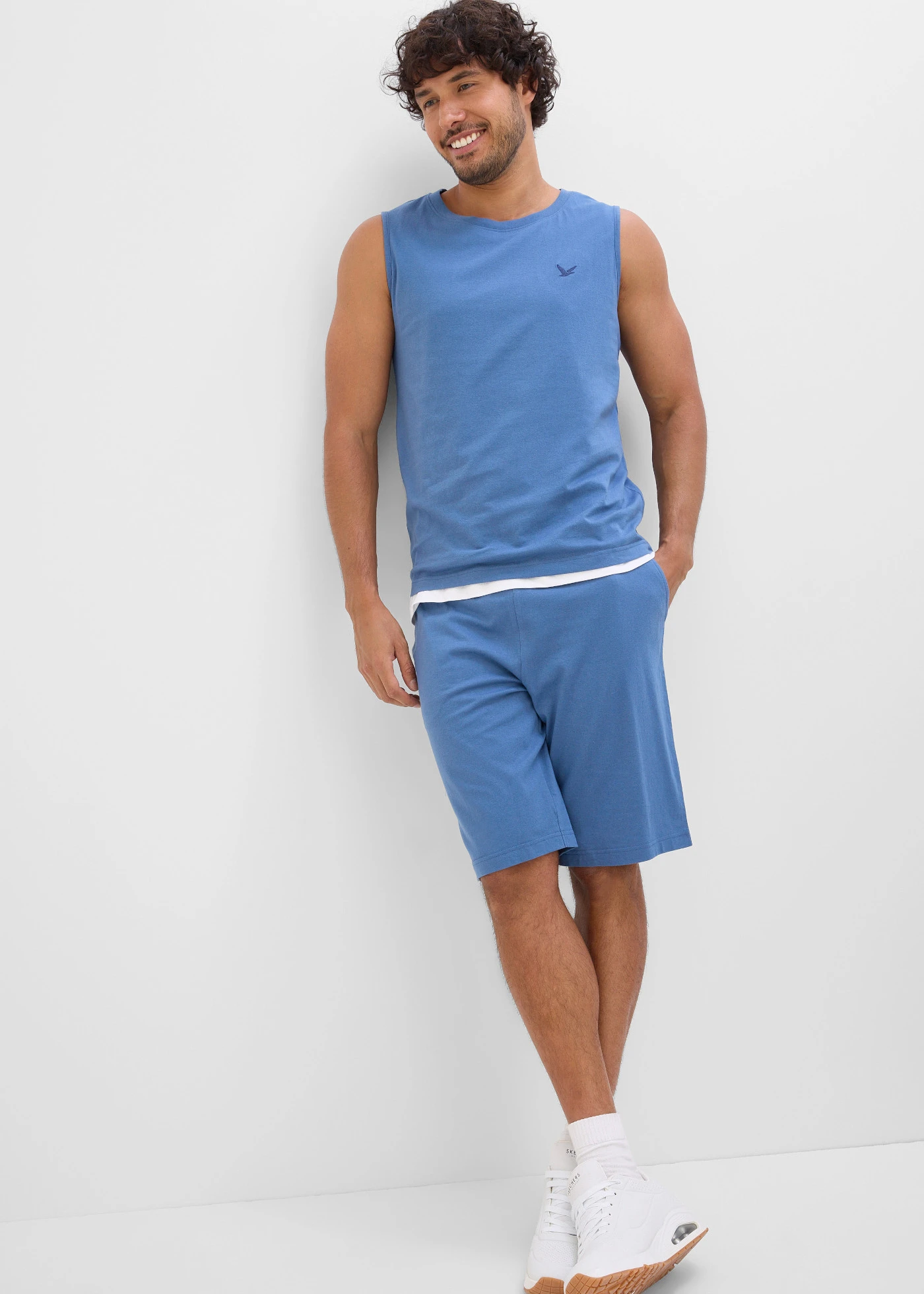 Bluză și pantaloni scurți (set/2piese) • albastru jeans • magazin bonprix