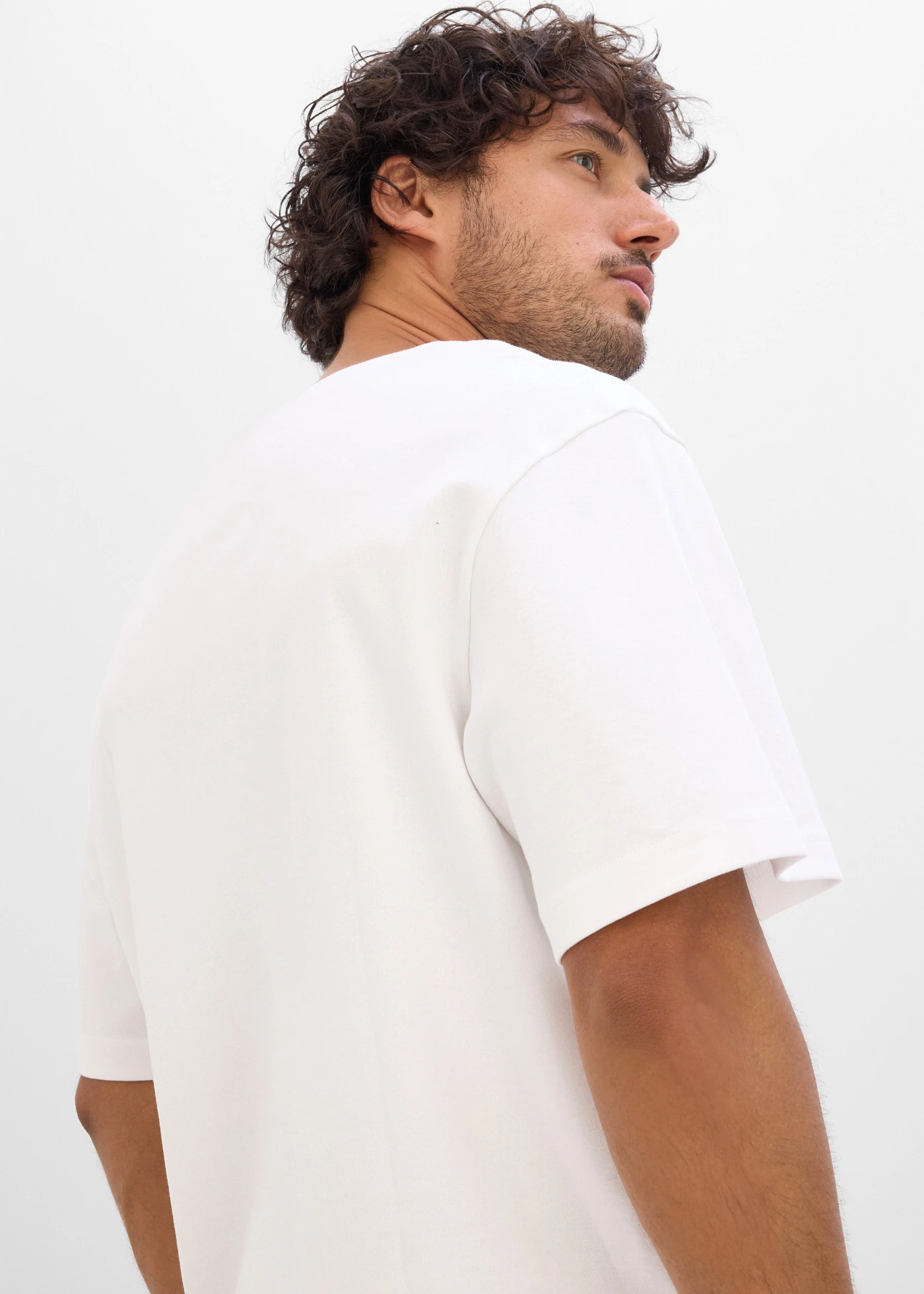 Lot de 2 T-shirts en coton épais • noir+blanc imprimé • Boutique bonprix