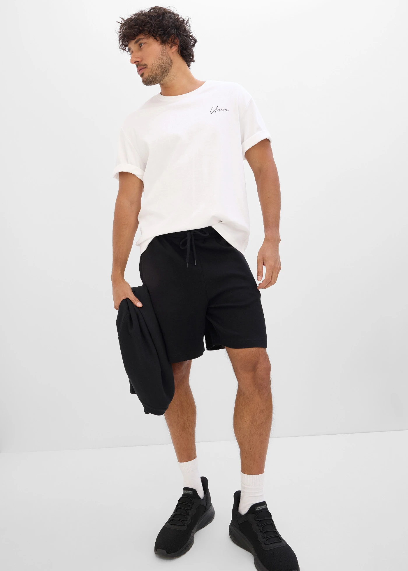 T-shirt z grubej bawełny (2 szt.) • czarny+biały z nadrukiem • sklep bonprix