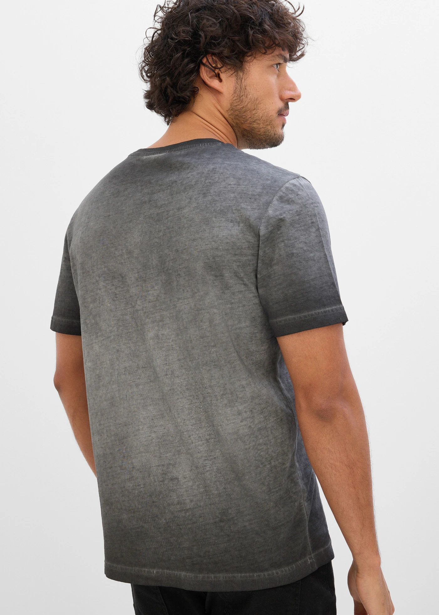 T-shirt aspect délavé, 100% coton • gris ardoise imprimé • Boutique bonprix