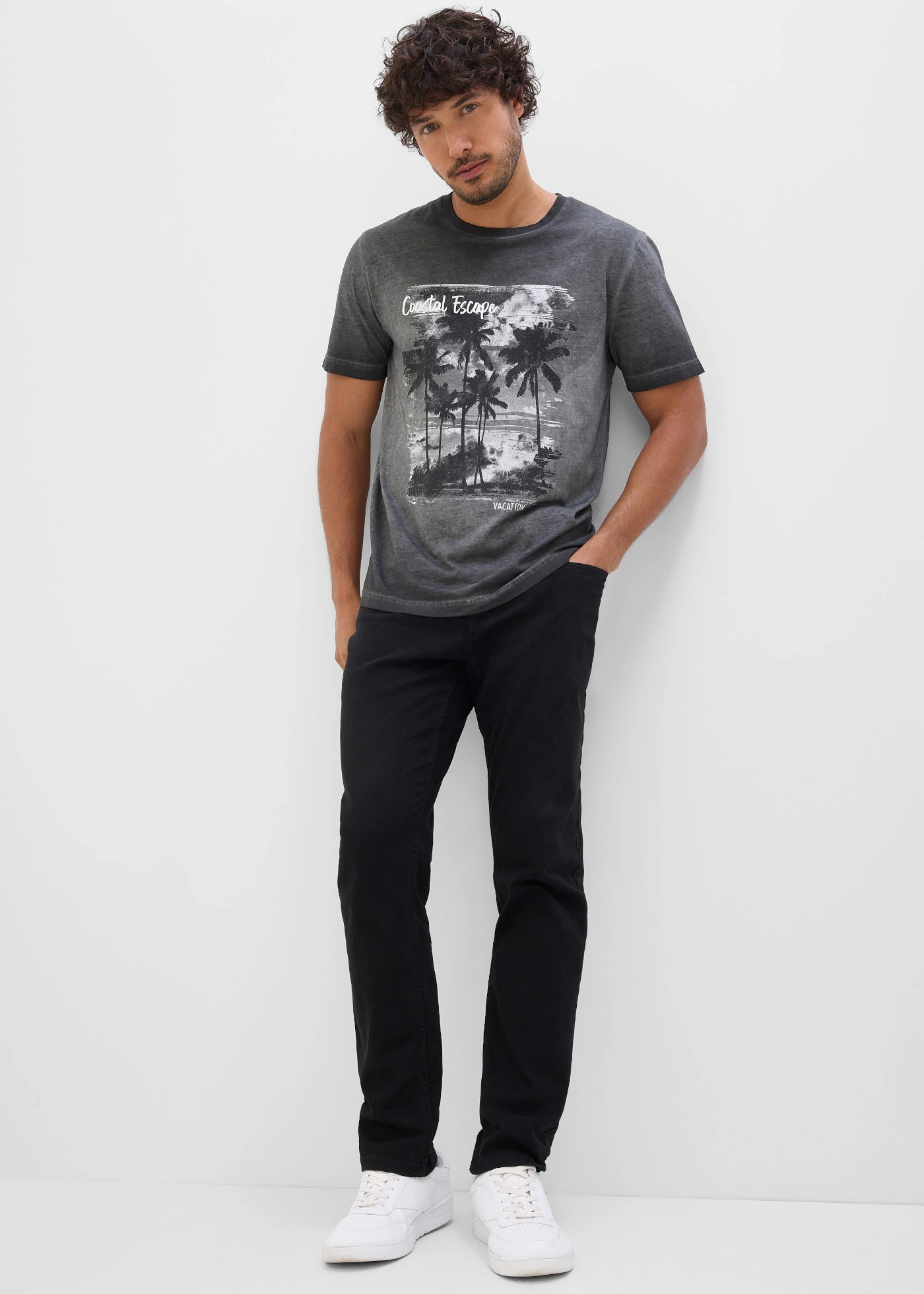 T-shirt in washed out look van biologisch katoen • leisteengrijs met print • bonprix online shop