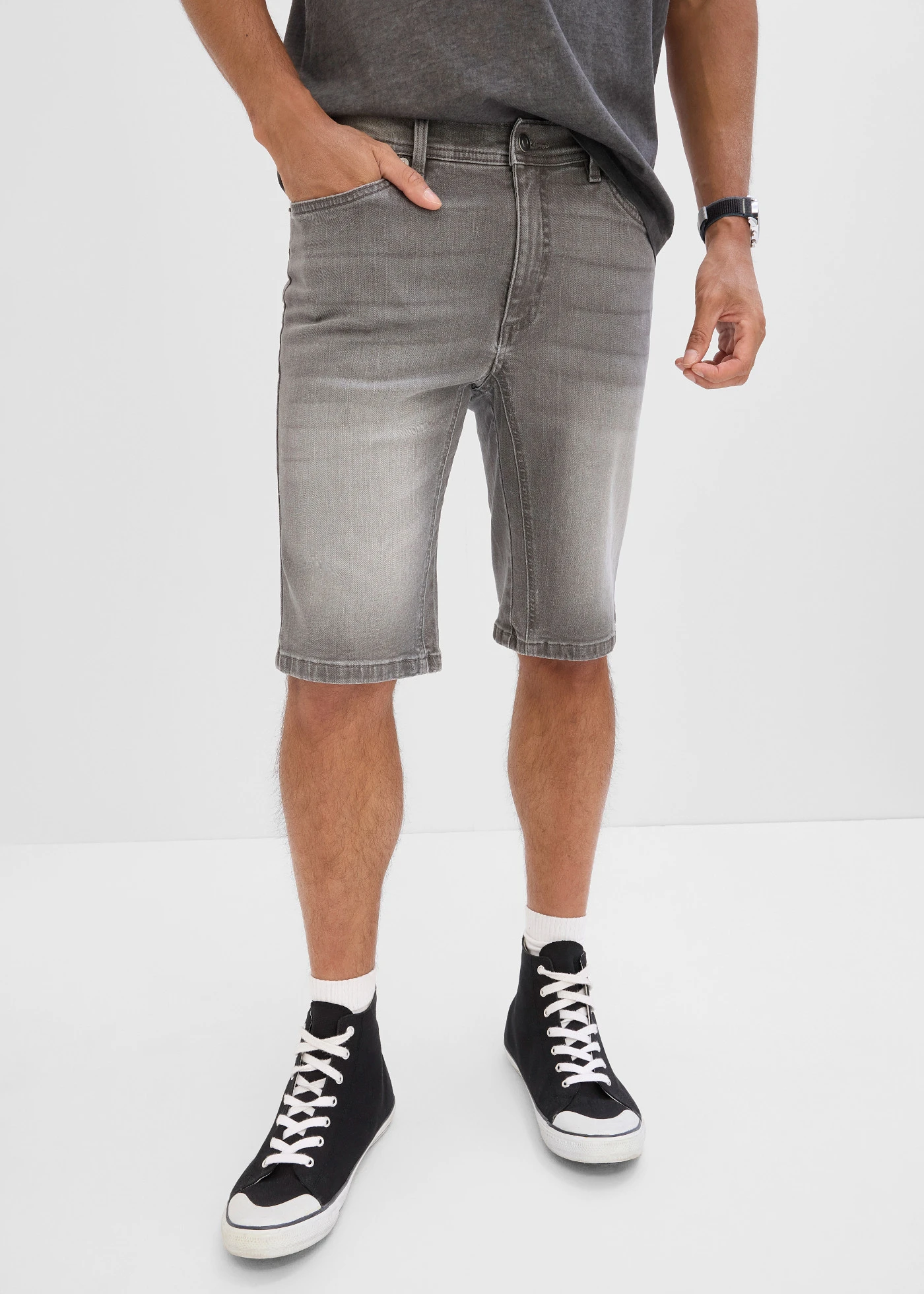 Strečové džínsové bermudy, zosilnené v rozkroku, Regular Fit • sivá denim • obchod bonprix
