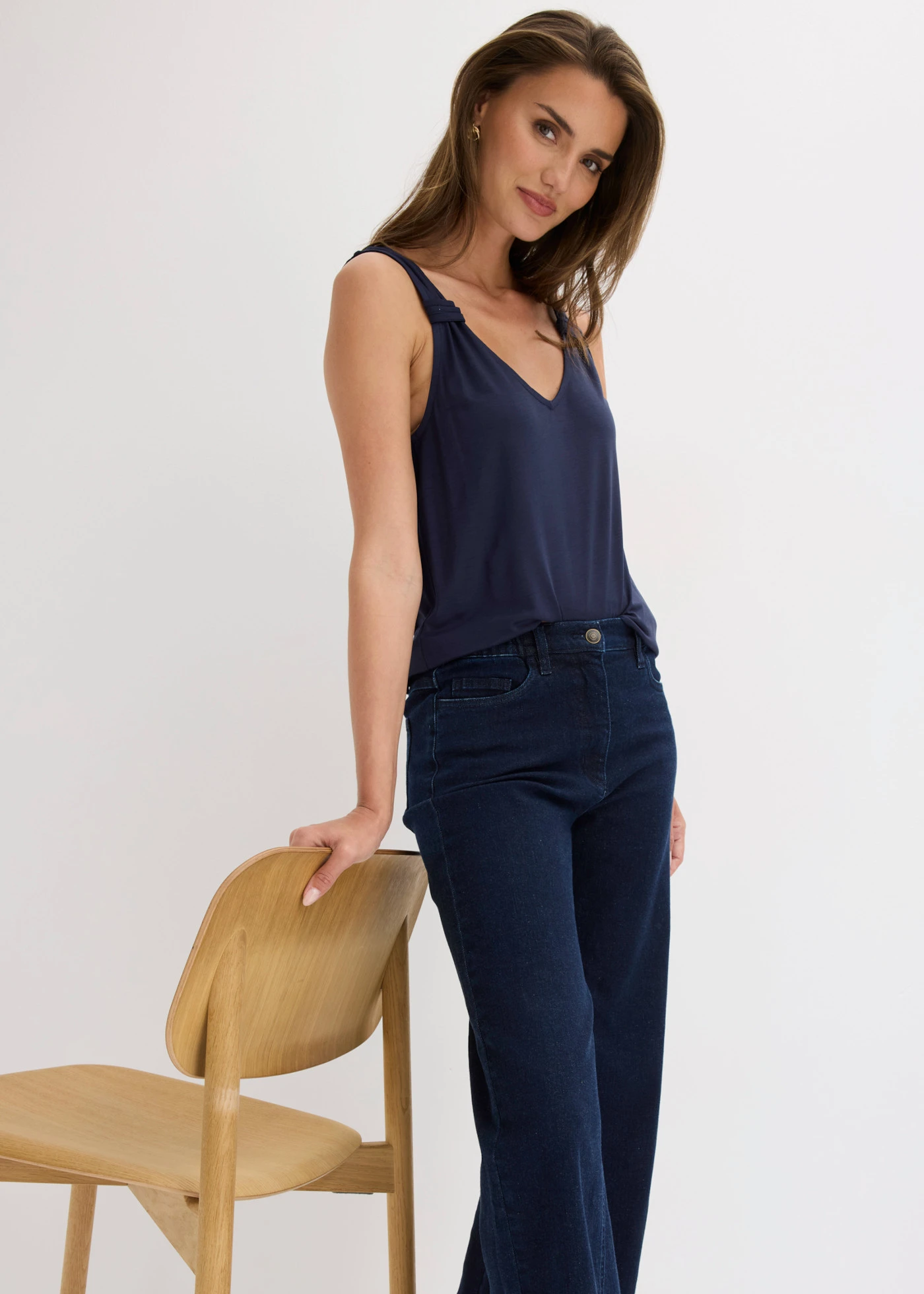 Top en jersey 100% viscose • bleu foncé • Boutique bonprix