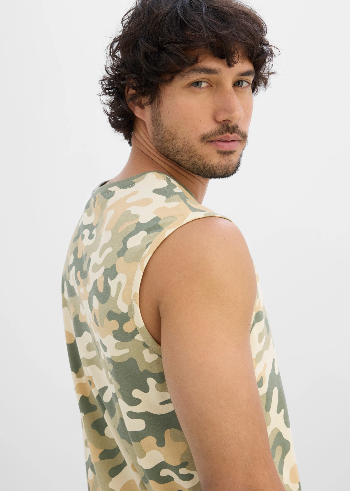 Muscle shirt van puur biologisch katoen, loose fit • camouflage • bonprix online shop