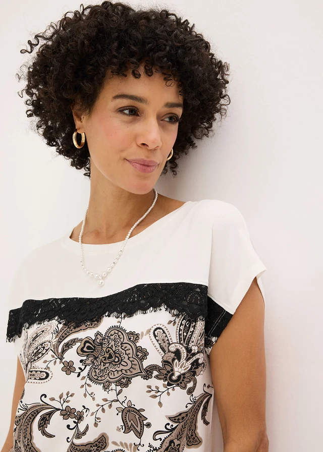 T-shirt oversize avec un galon de dentelle • écru/noir paisley • product-page.page-title-suffix